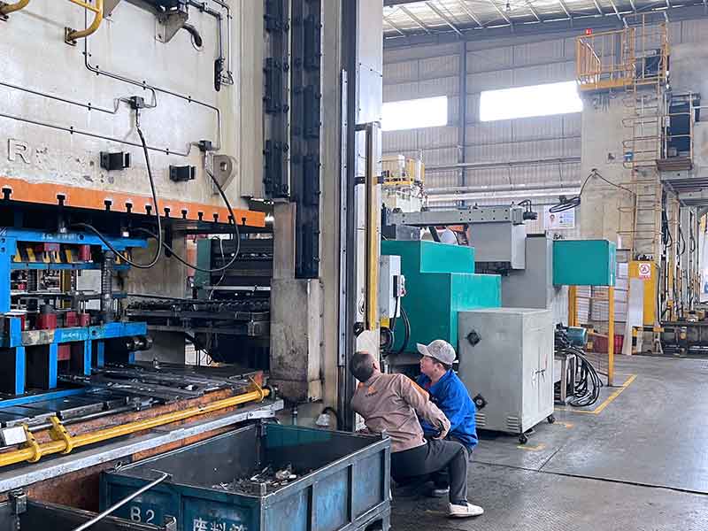 安全光柵在折彎機(jī)中如何安裝調(diào)試
