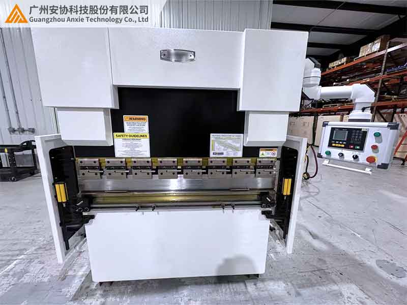 工業(yè)自動化安全光柵.jpg