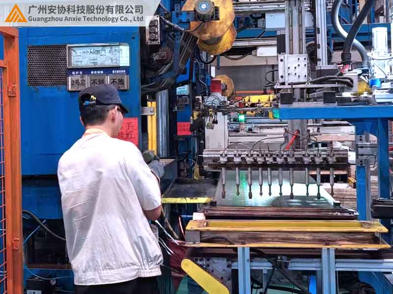 焊接車間安全光柵精準(zhǔn)定位應(yīng)用