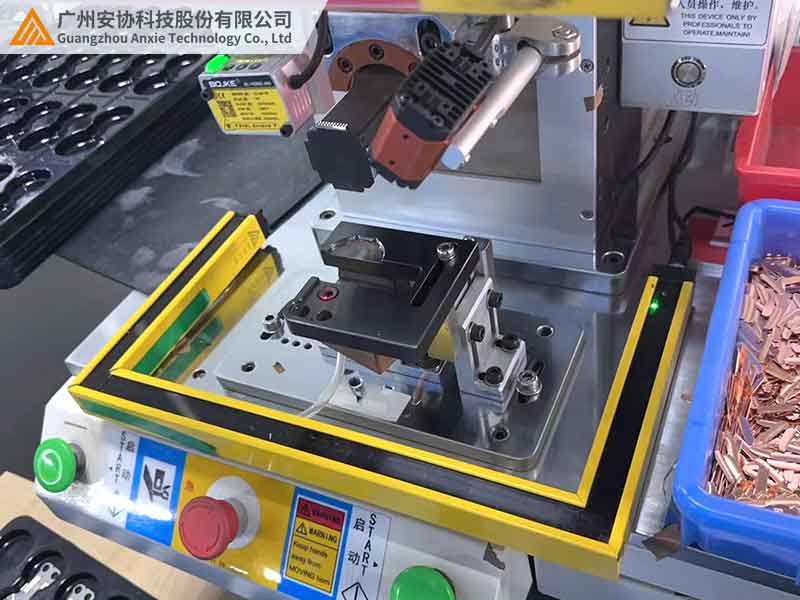 U型安全光柵機(jī)械防護(hù)方案