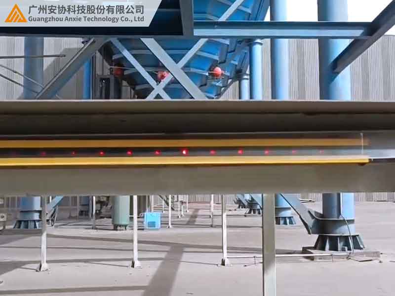 礦場(chǎng)光幕車(chē)輛分離精準(zhǔn)檢測(cè)案例.jpg